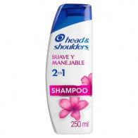 HEAD & SHOULDERS SKU: 20393645 Shampoo HEAD & SHOULDERS Suave y Manejable 2 en 1 Frasco 250ml